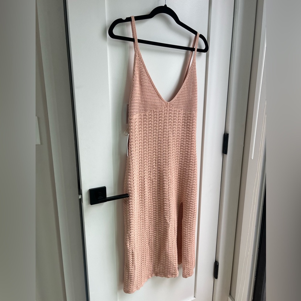 ✨NWT ✨ Aritzia Wilfred Evie Midi Crochet Dress - Coral Blush - Size M